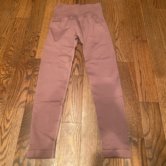 Hotexy Two Piece Workout Set - Picture 11 of 14